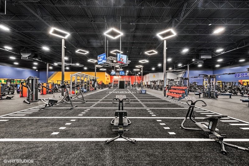 Crunch Fitness - Regency Park