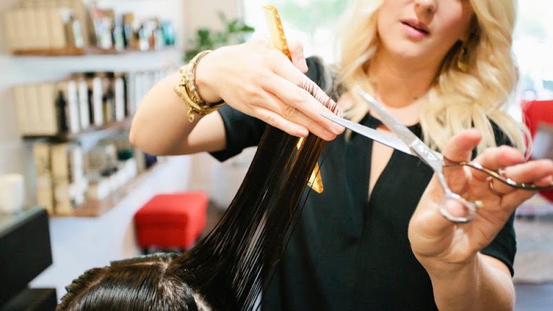 Gwynne Mims Salon