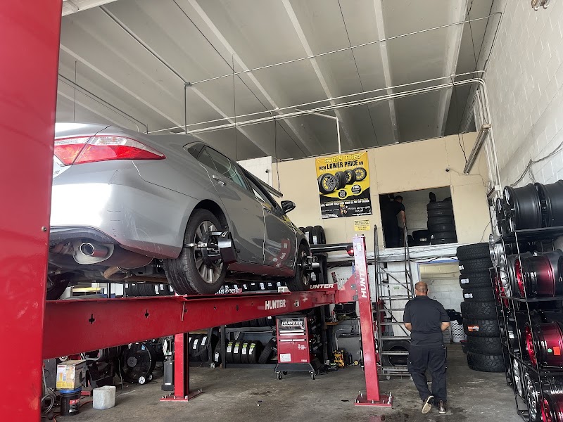 Sunny Tires