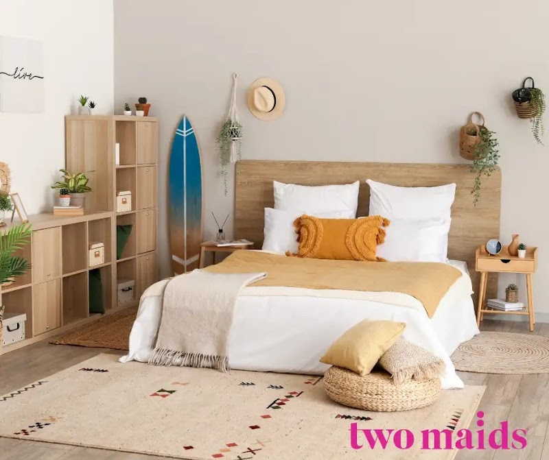 Two Maids