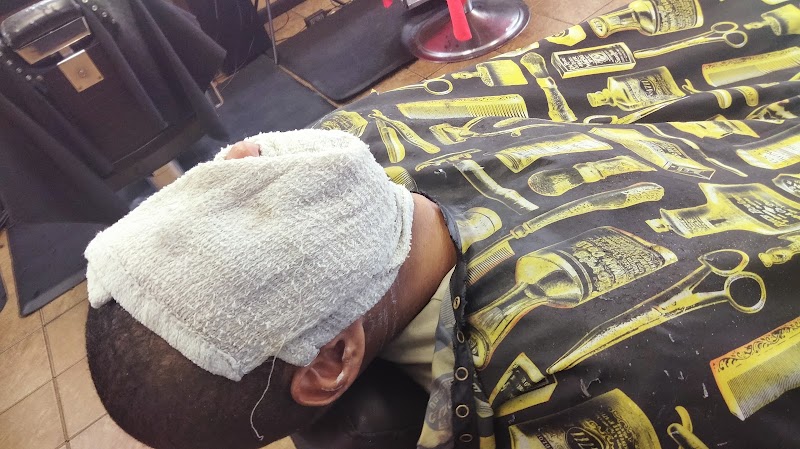 Platinum Cutts Unlimted Barber and Beauty