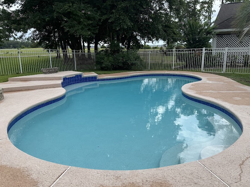 Paragon Pools