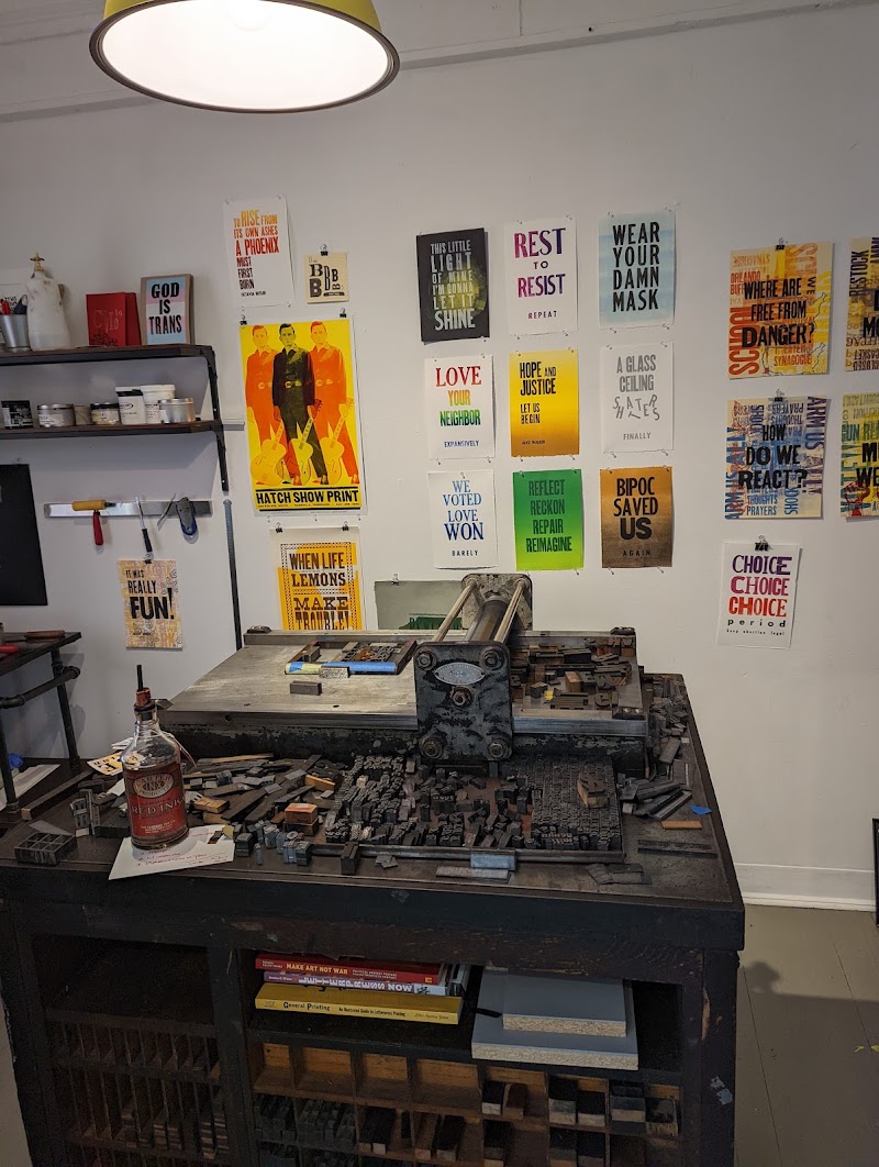 Yellow House Art Gallery