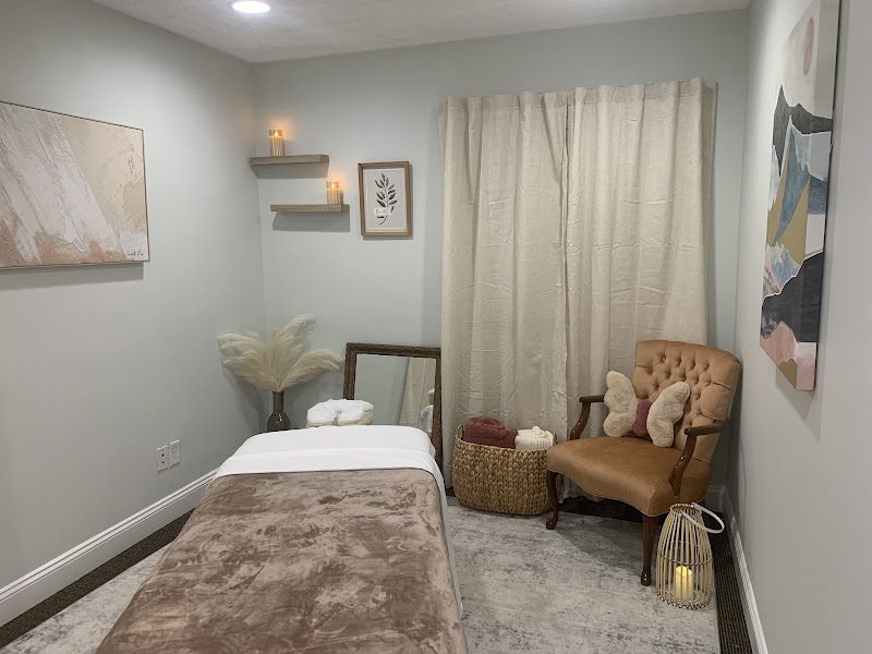Morphose Massage and Healing Arts, LLC / Victoria Valiante, LMT