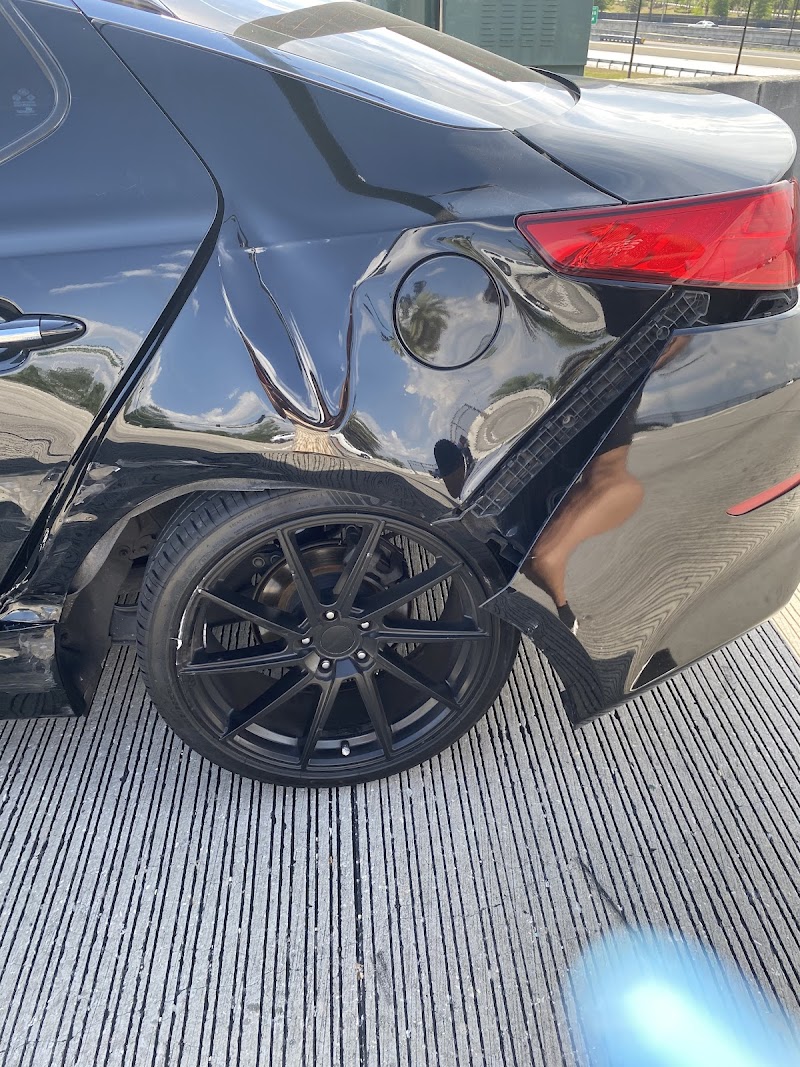 Victor's Body Shop and Auto Sales