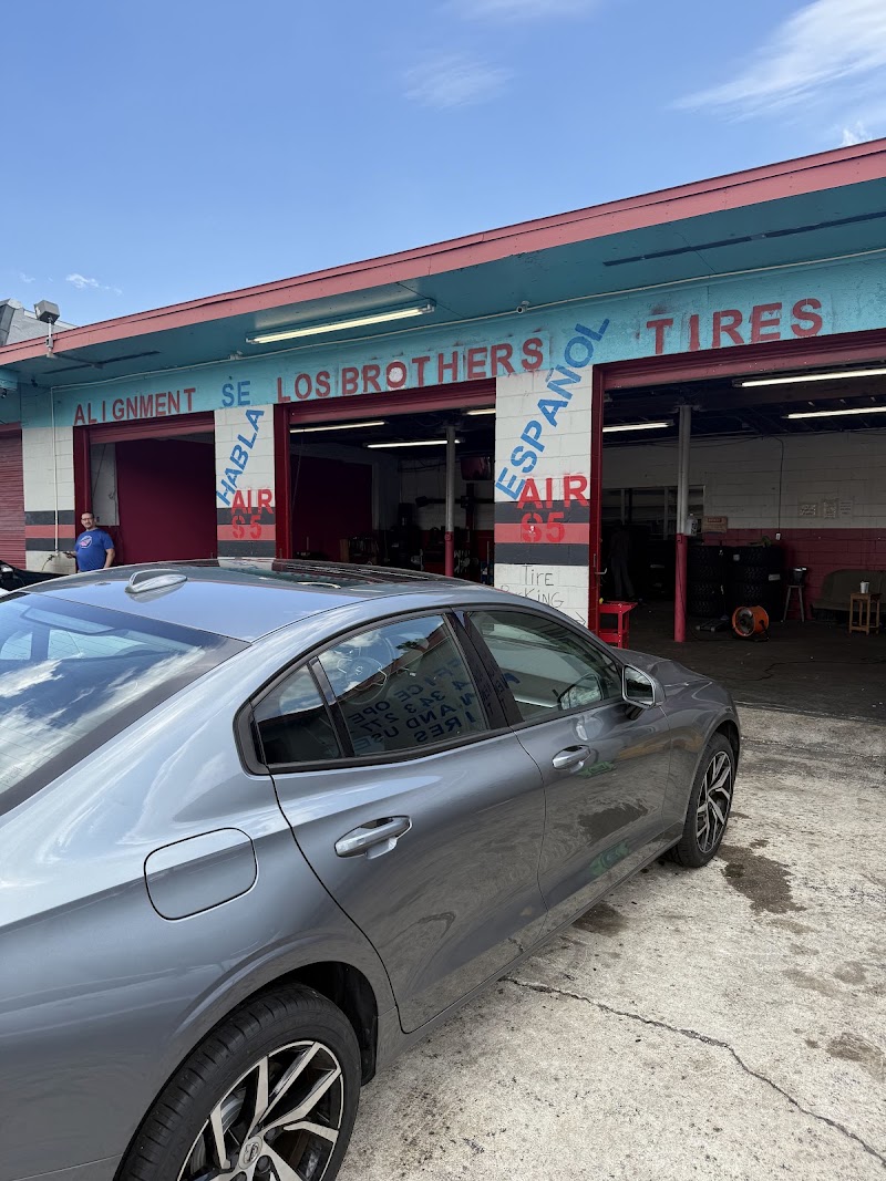 Los Brothers Tires