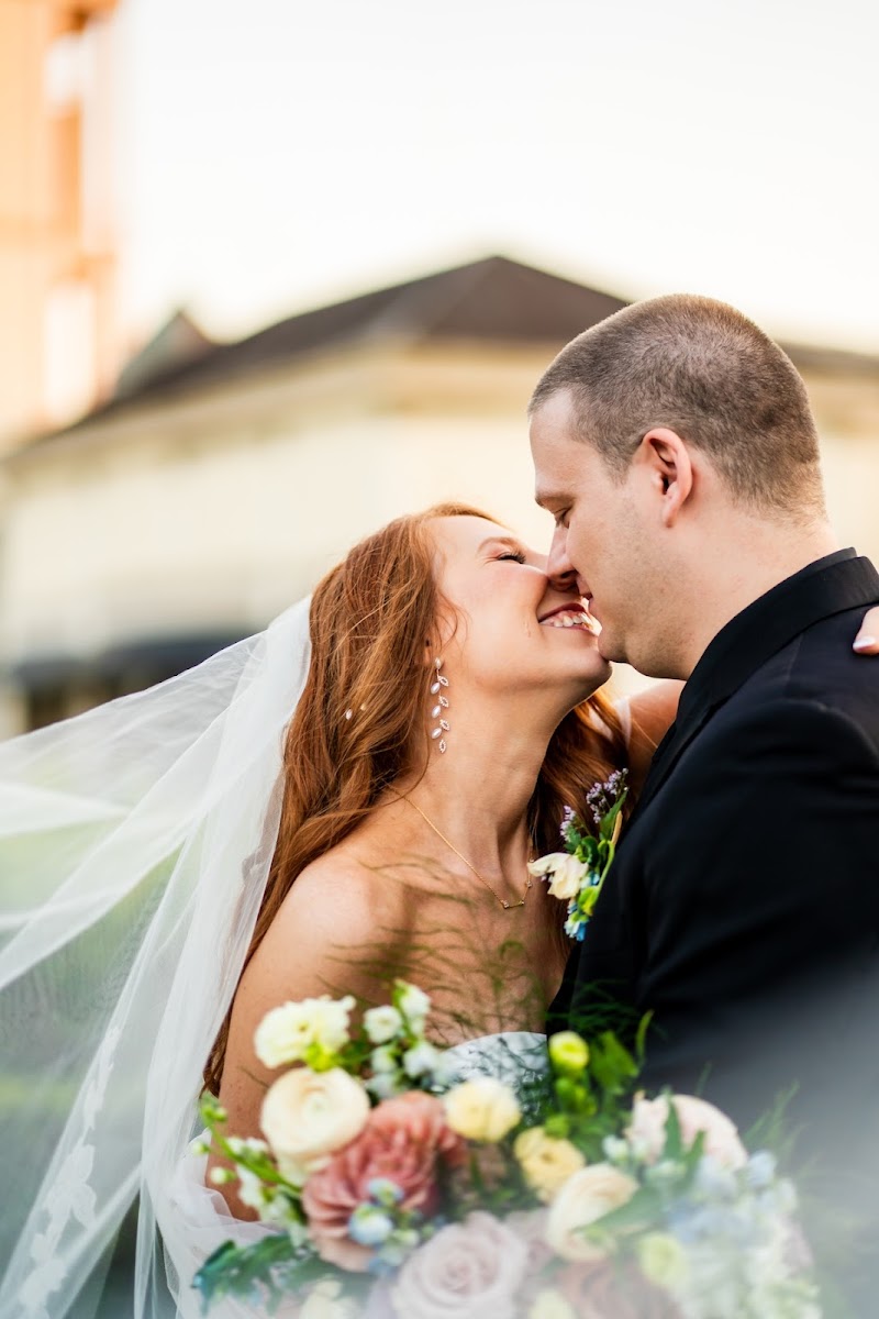 Simply Weddings by Amanda
