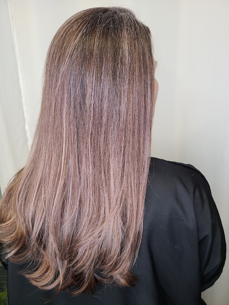 Sola Salons