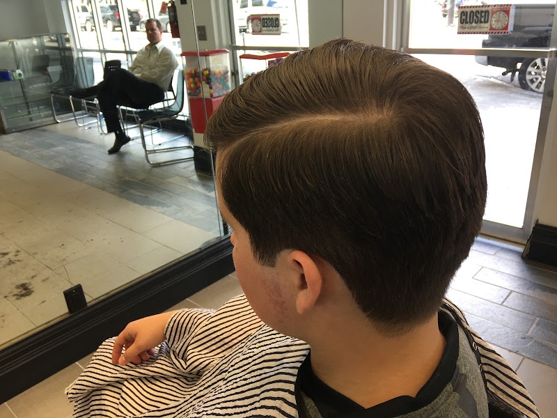TOP-NOTCH BARBERSHOP