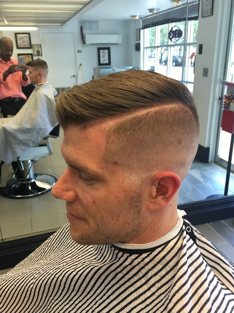 TOP-NOTCH BARBERSHOP