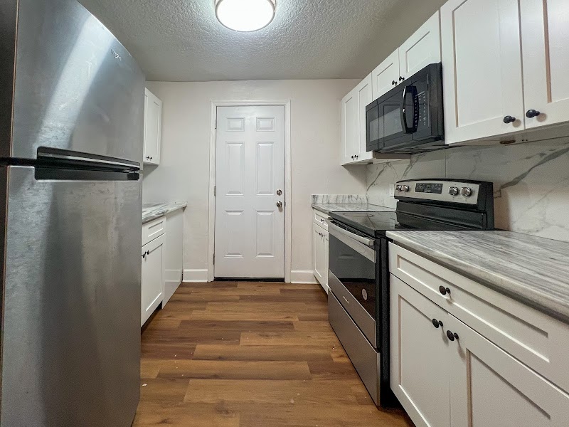 Traditions Realty LLC