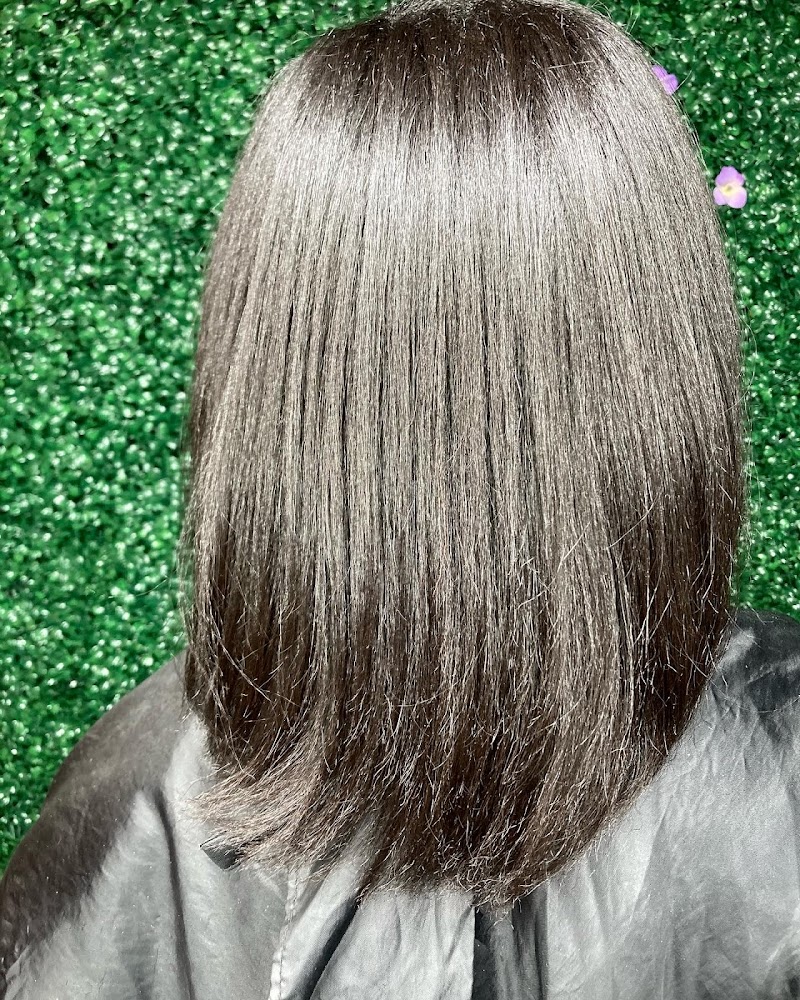 Amillion Strands Hair & Boutique