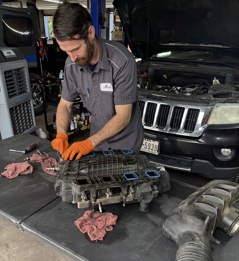 Maxi's Mechanics Auto Repair & Service - San Marco